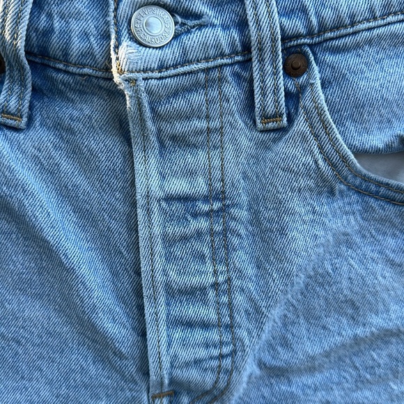 Levi's 501 Light Blue Frayed Jean Shorts Size 27 - Picture 2 of 12